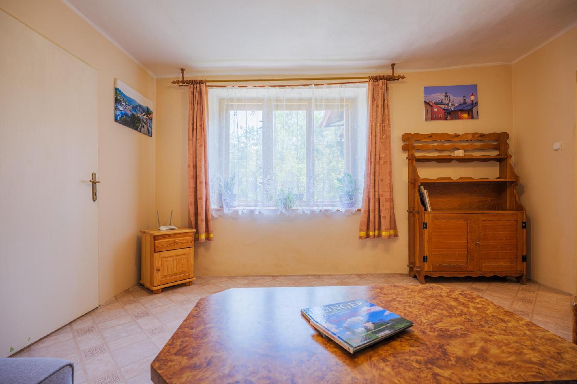 Domcek 555 Apartment Banska Stiavnica Bagian luar foto