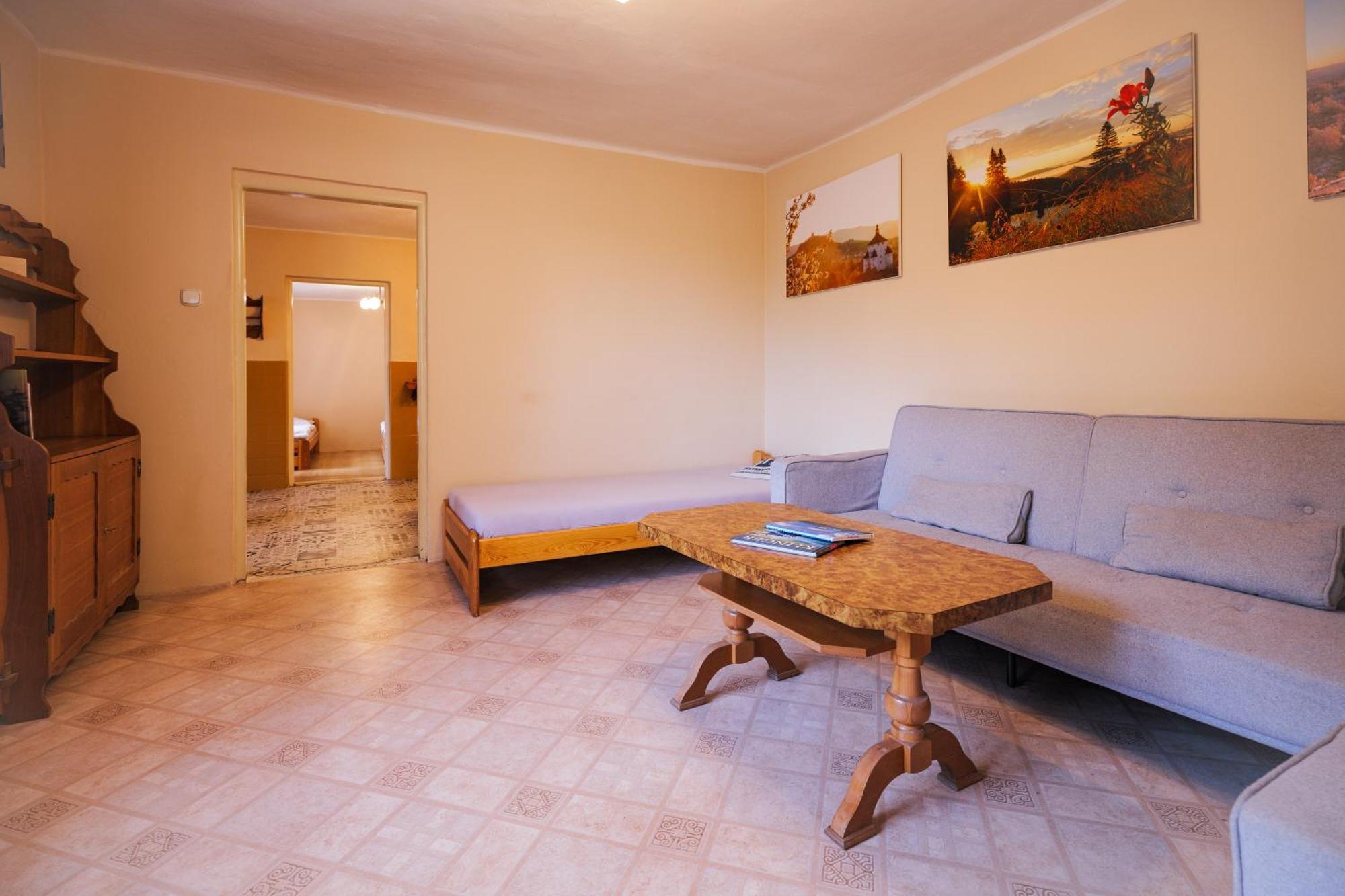 Domcek 555 Apartment Banska Stiavnica Bagian luar foto