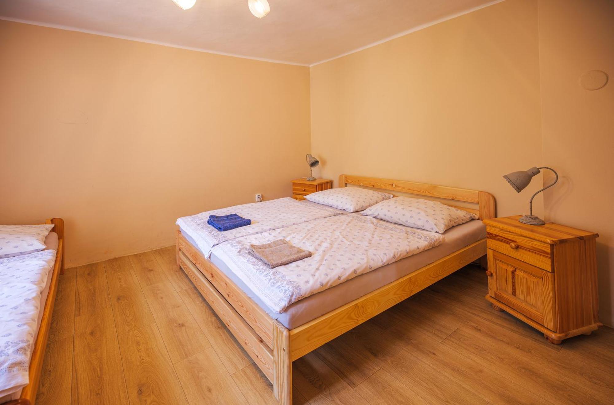 Domcek 555 Apartment Banska Stiavnica Bagian luar foto
